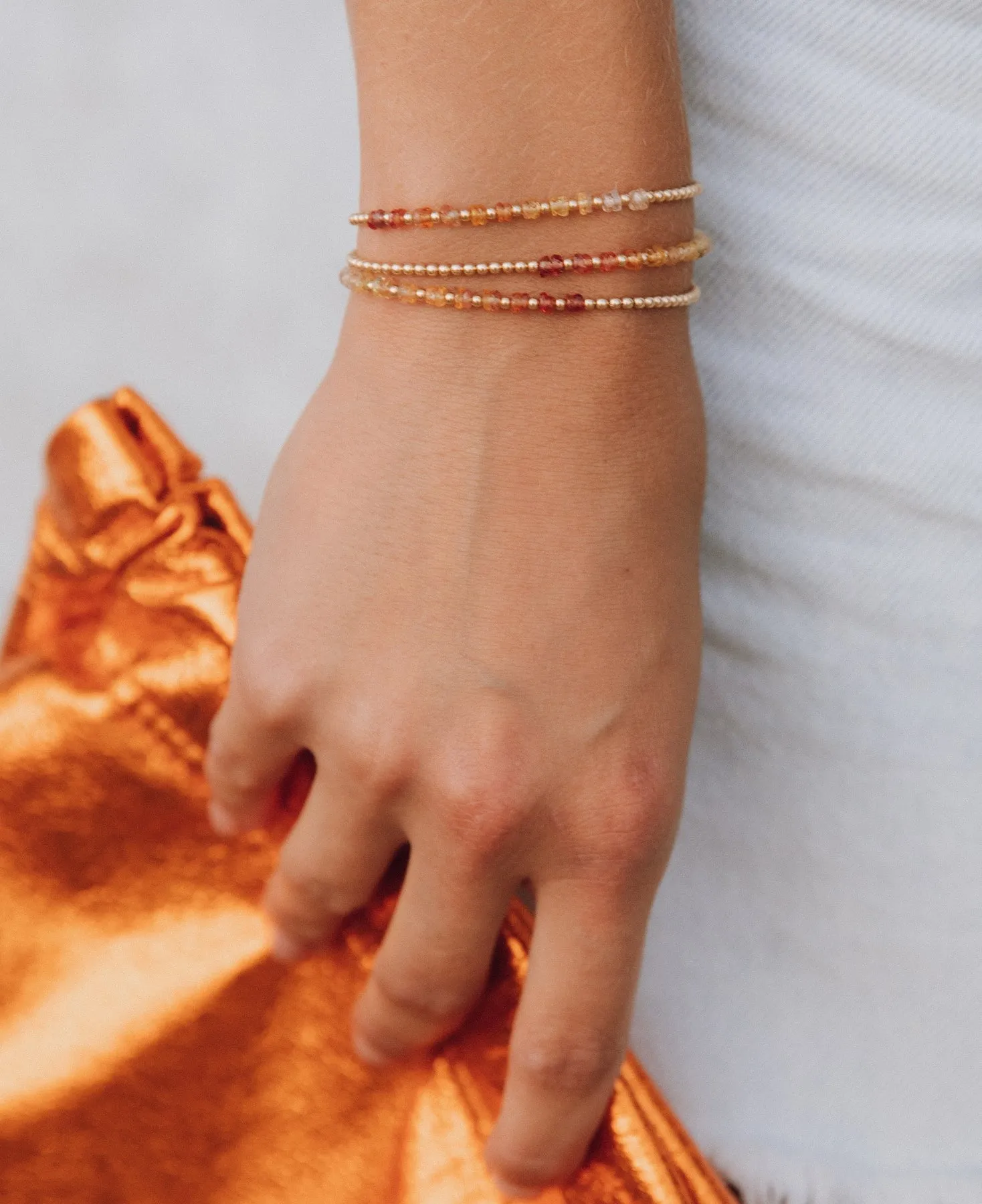 2MM YELLOW GOLD FILLED BRACELET WITH SUNRISE OMBRE GOLD PATTERN