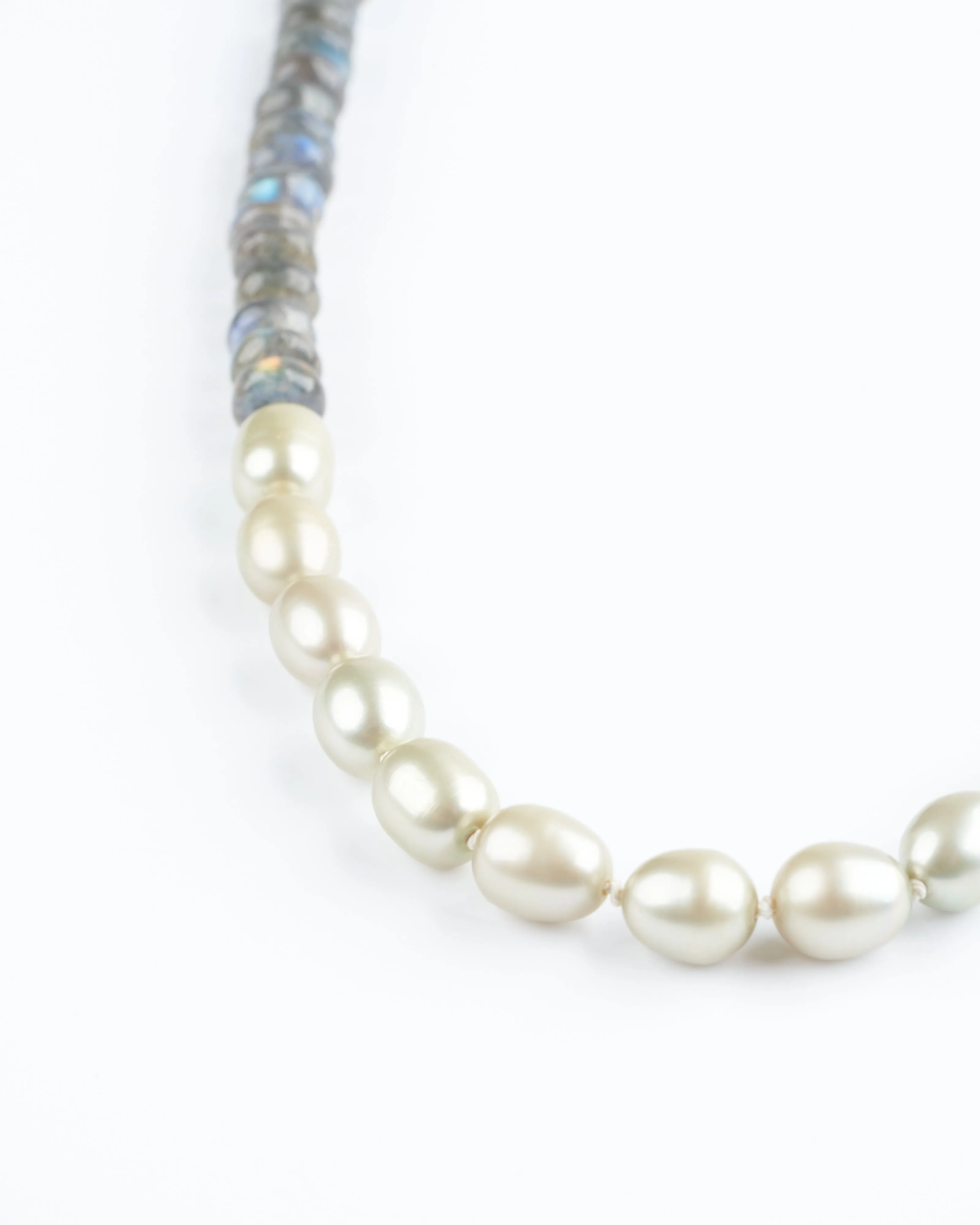 37" grey pearls and 18k pearl beads with 18k clasp - pearl