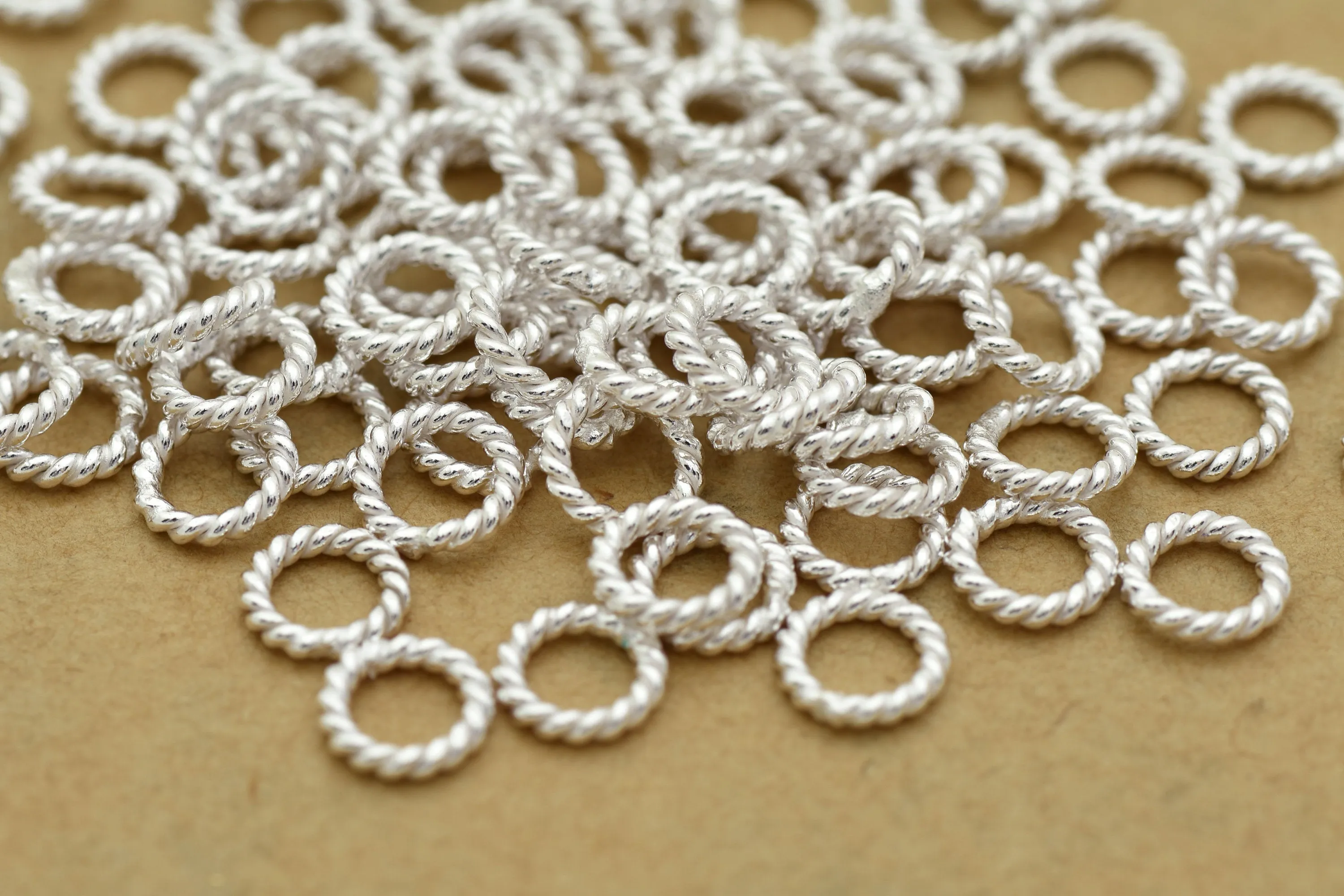 6mm Silver Plated 17 AWG Twisted Wire Closed Jump Rings