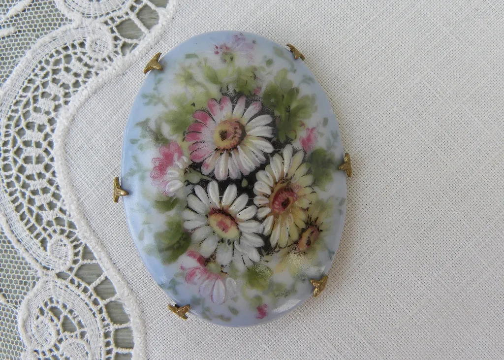 Antique Victorian Edwardian Hand Painted Daisies Pin Brooch