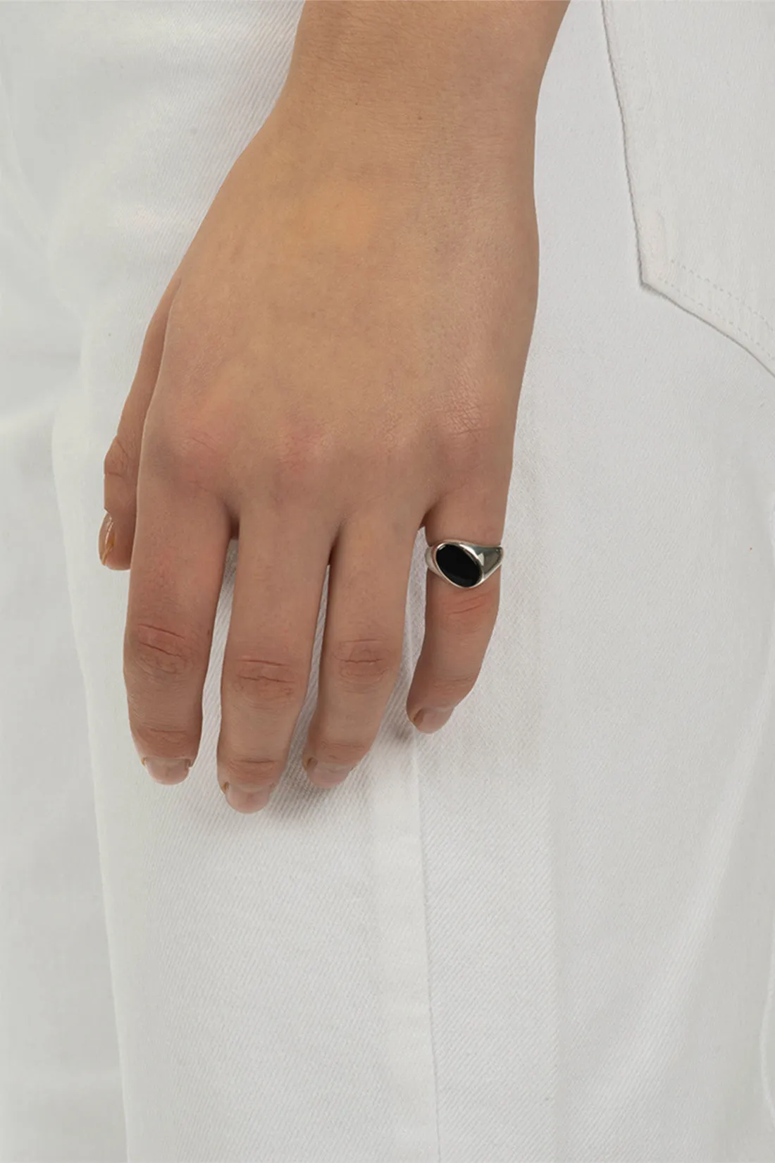 Black Onyx Twisted Signet Ring