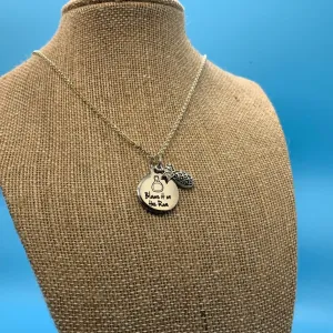 Blame it on the Rum, Necklace