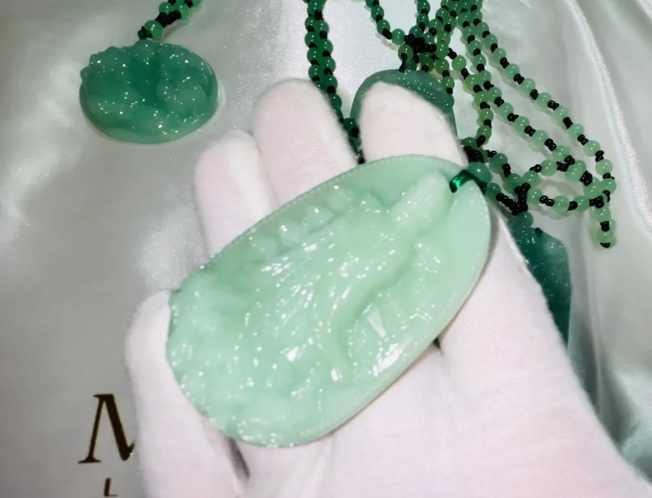 Bodhisattva Pendant  Necklace | Jade Necklace | Jadeite Necklaces | Jadeite Pendant | Goddess Necklace | Mazu Pendant | Beaded Necklace