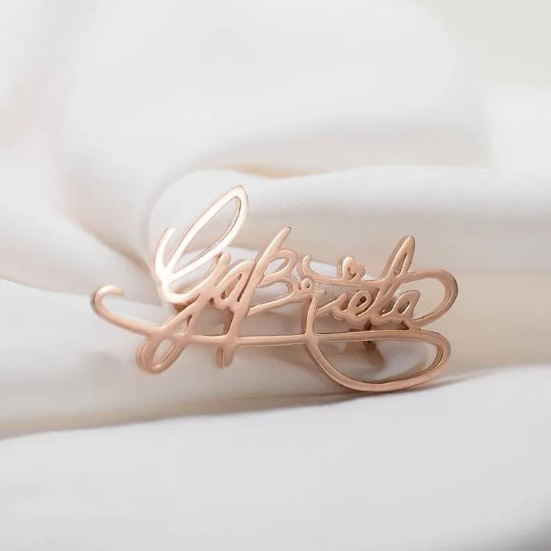 BROOCHES