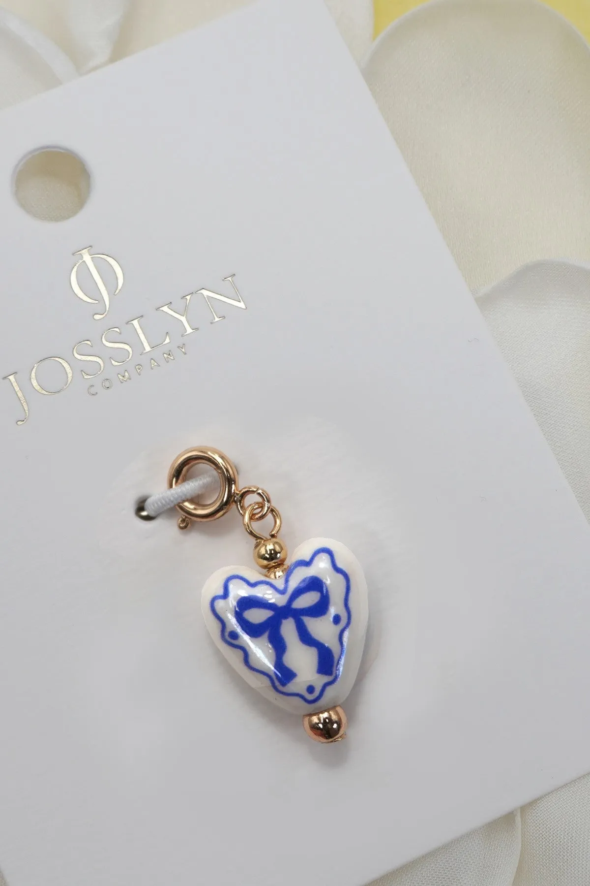 CHARM-PORCELAIN BOW CHERRY WITH SPRING RING CLASP | 80CM1101