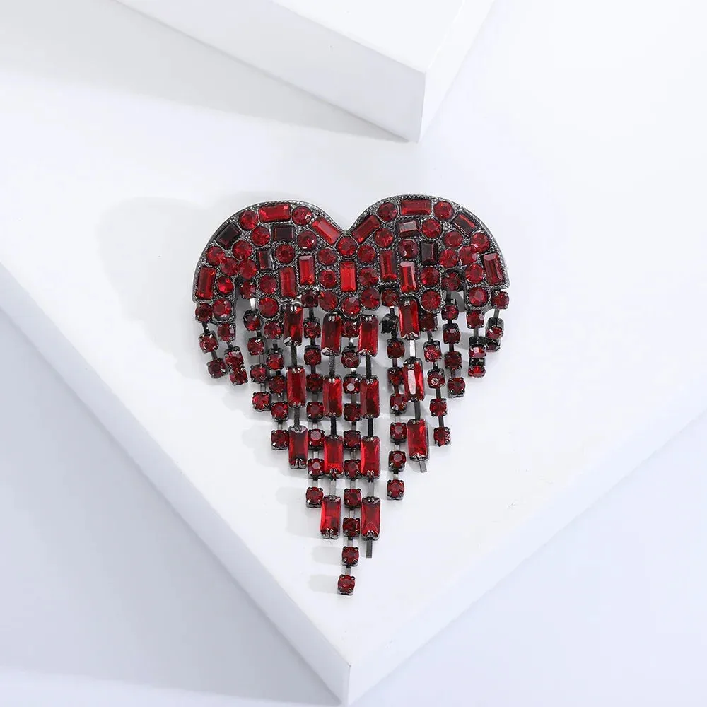 Dmari Designer Luxury Jewelry For Clothing Blood Black Rhinestone Heart Shape Lapel Pins Long Thread Tassel Brooch Women Brooch