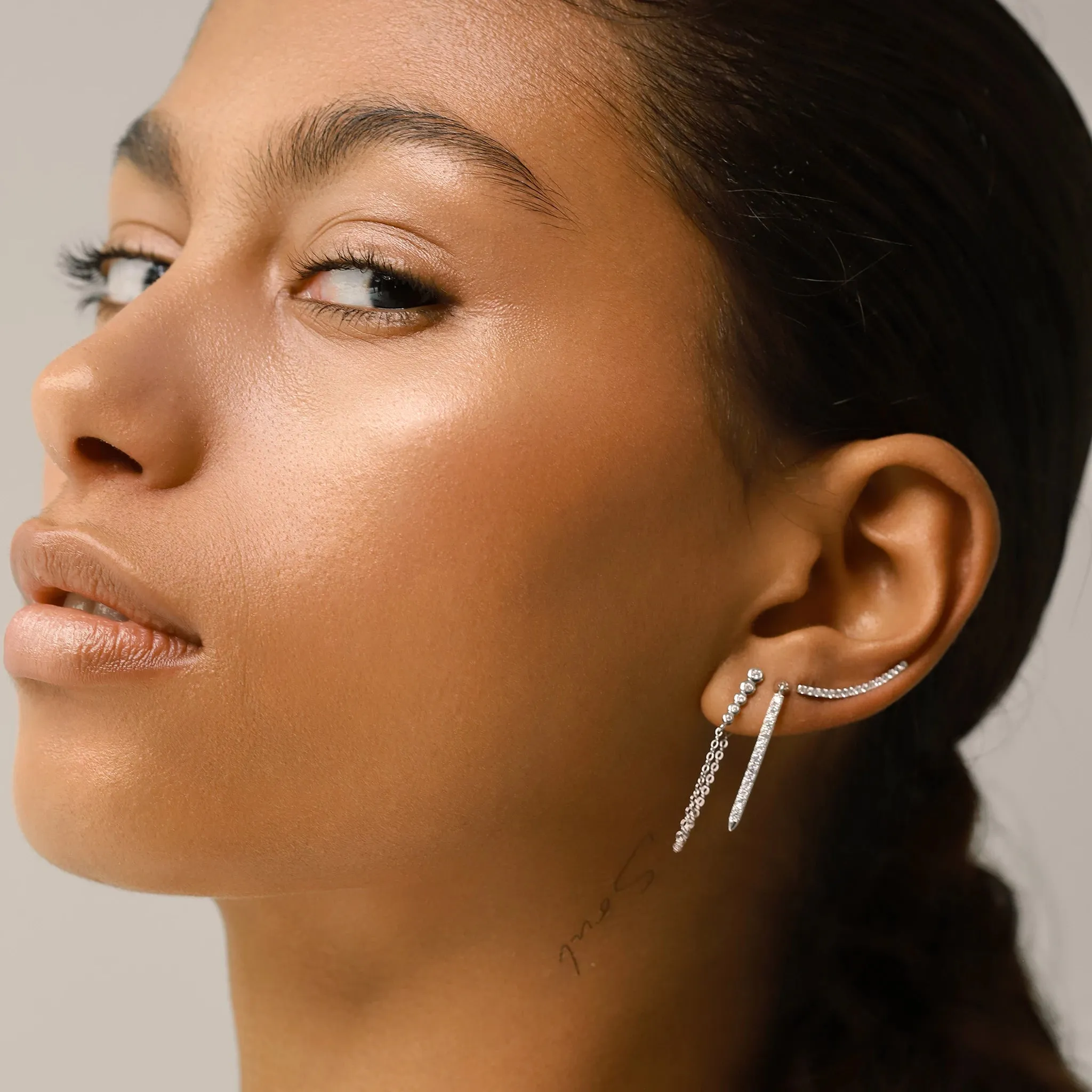 DRAGON-FLY SINGLE CLIMBER EARRING