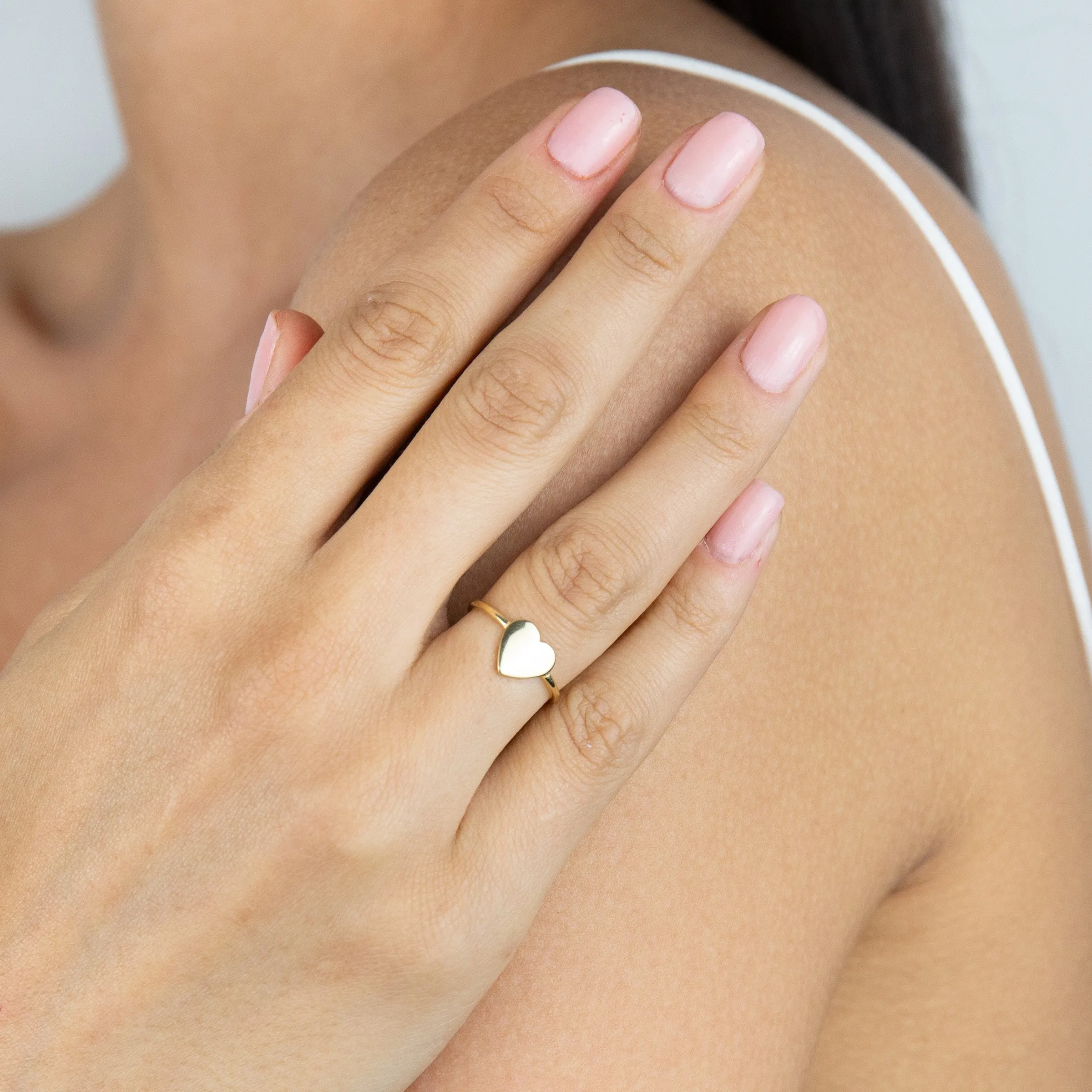Engraved Heart Ring 14K