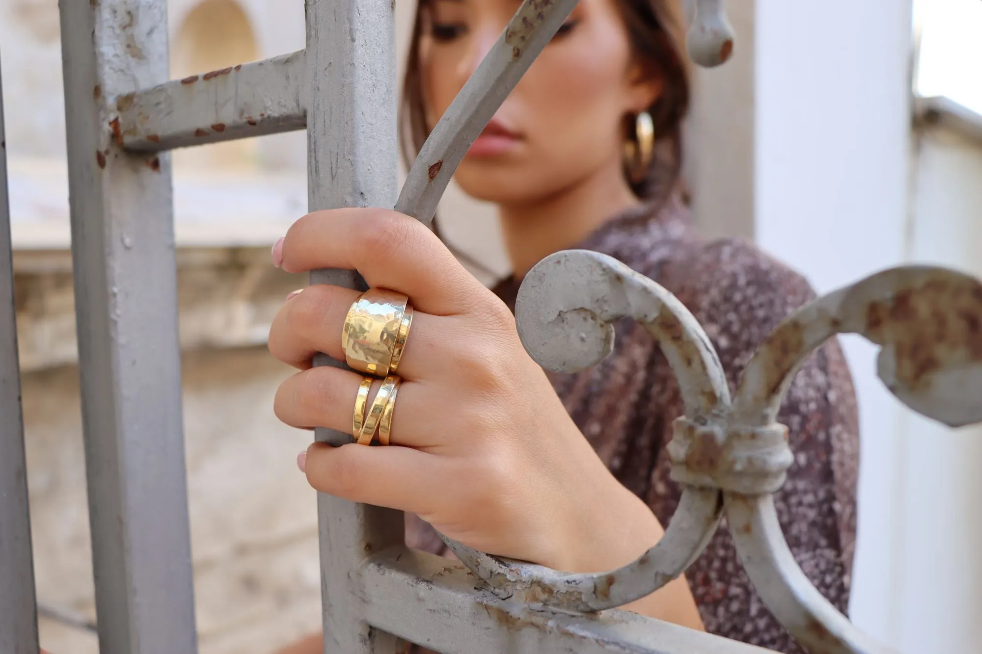 Etna gold twisted ring