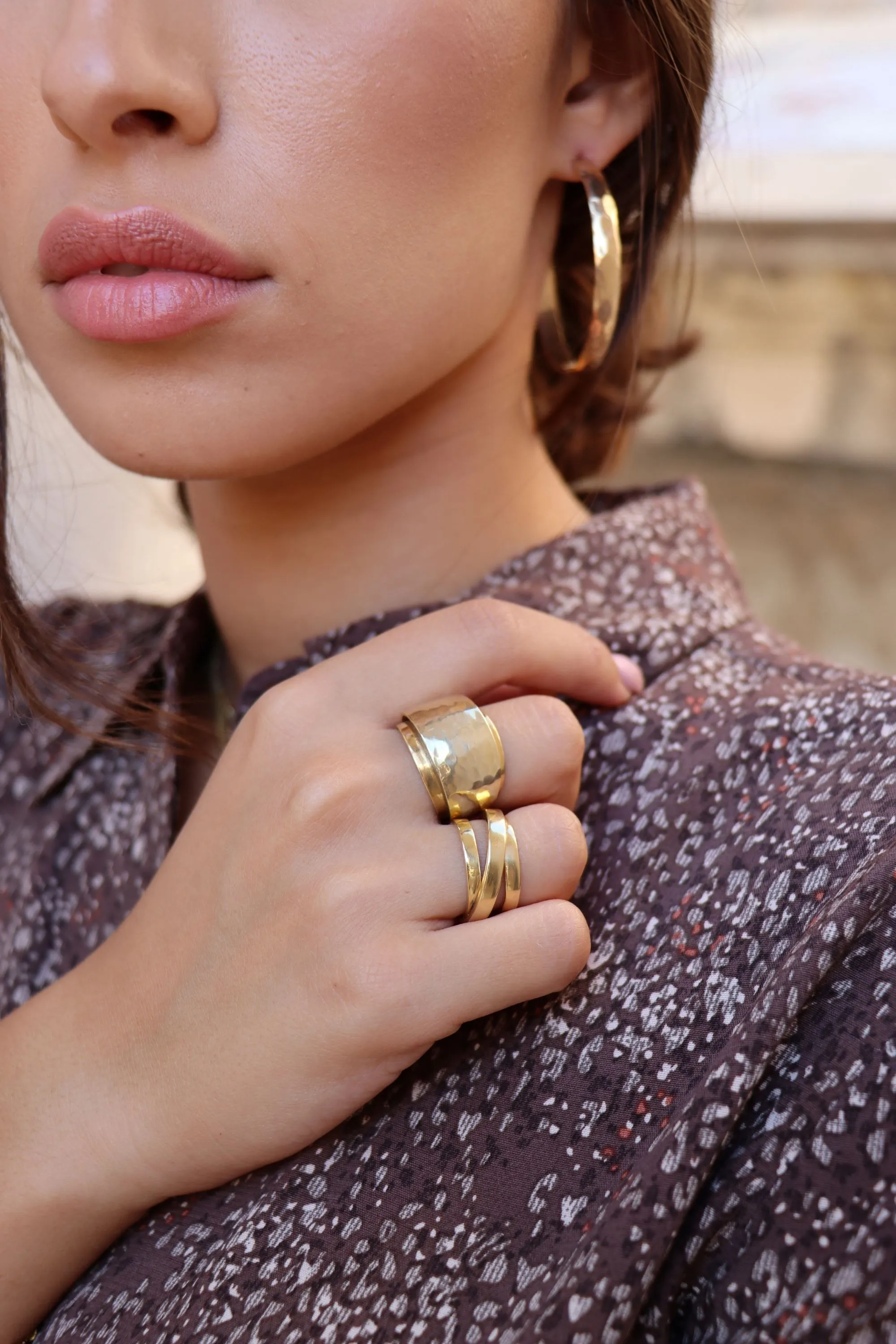 Etna gold twisted ring
