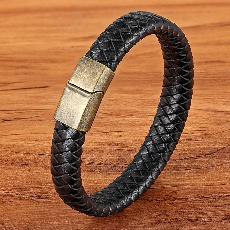 Fashion Stainless Steel Charm Magnetic  Men Leather Bracelet