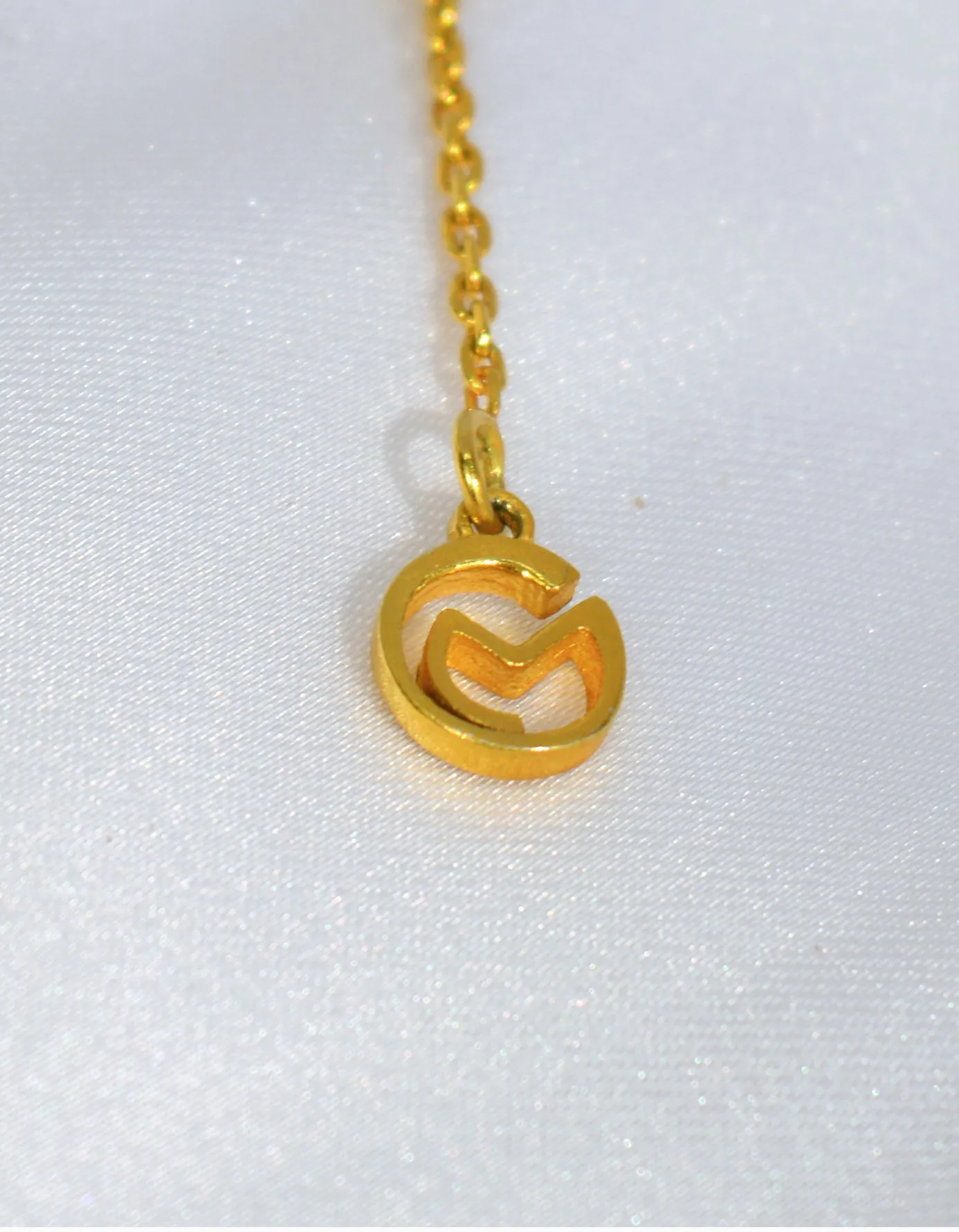Floating Stones Necklace