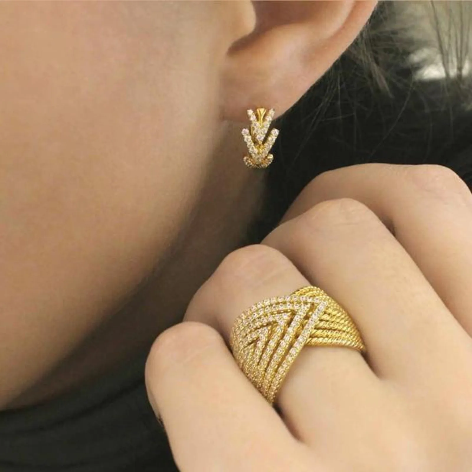 Gabriel & Co. "Hampton" Wide Twisted Rope & Diamond Ring