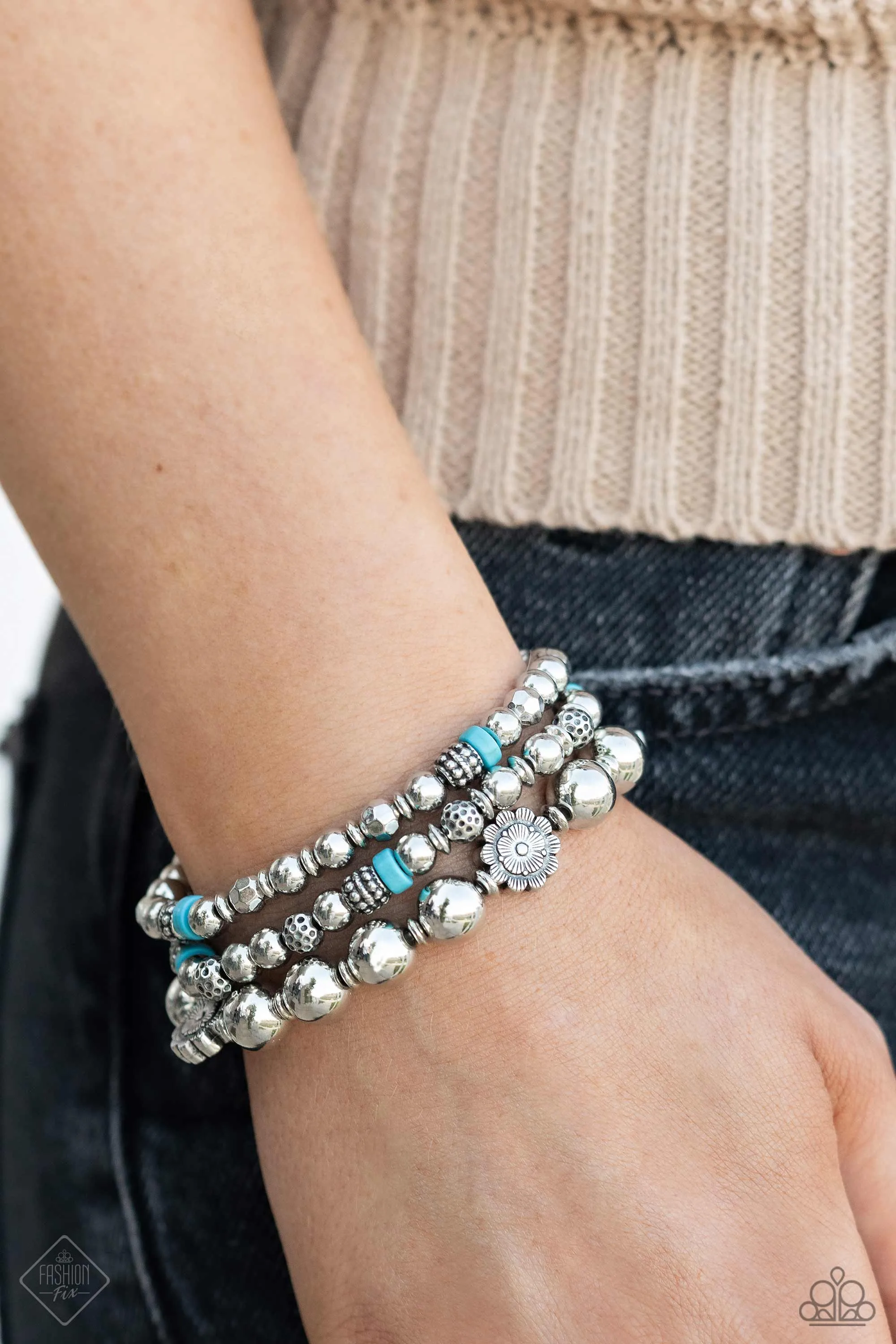 Garden Party Passion - Blue - Paparazzi Stretchy Bracelet - November 2023 Sante Fe