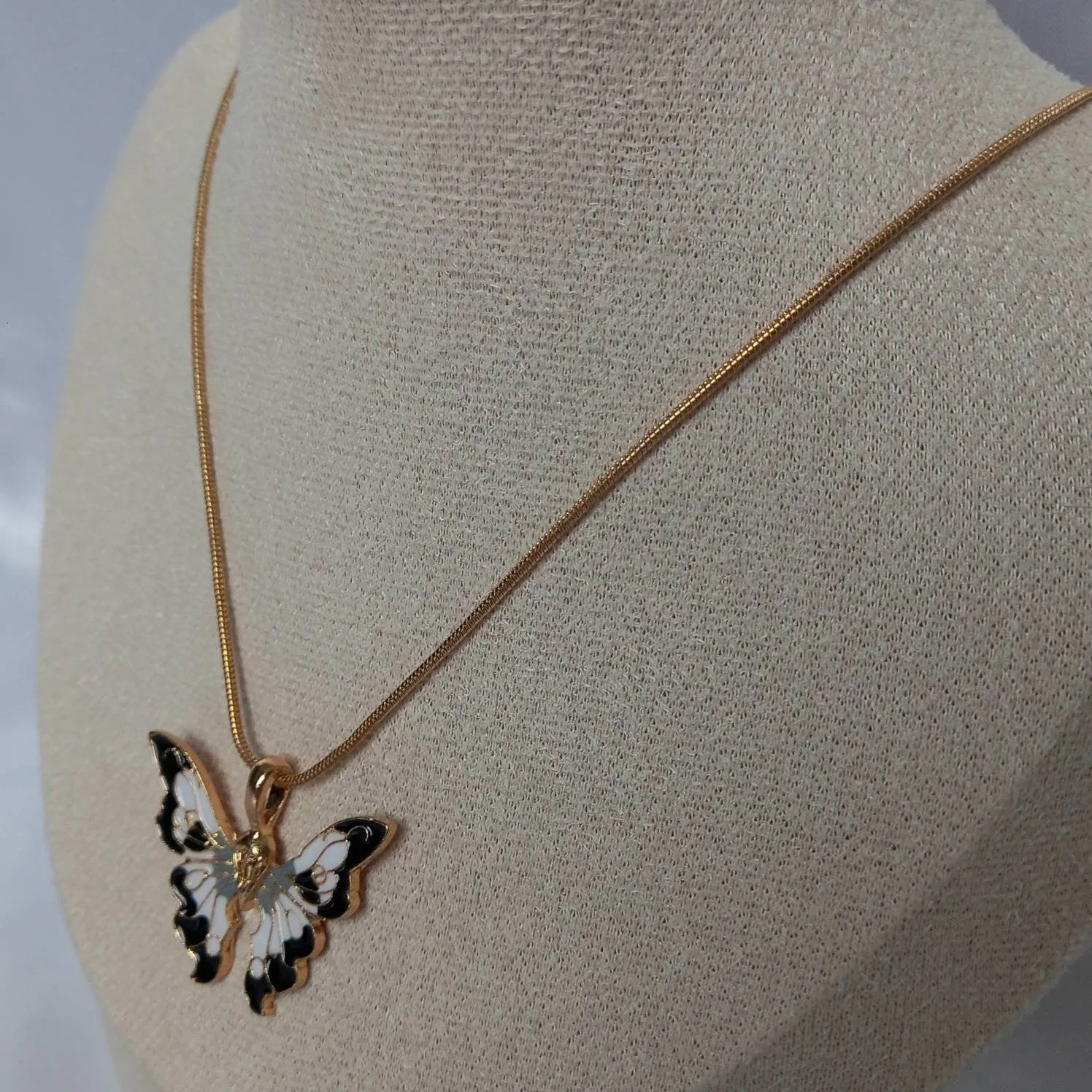 Gold Butterfly Charm Necklace - Chain Necklaces,Black Butterfly Necklaces,White Butterfly,Gold Necklaces In The UK,Gold Jewellery In The UK