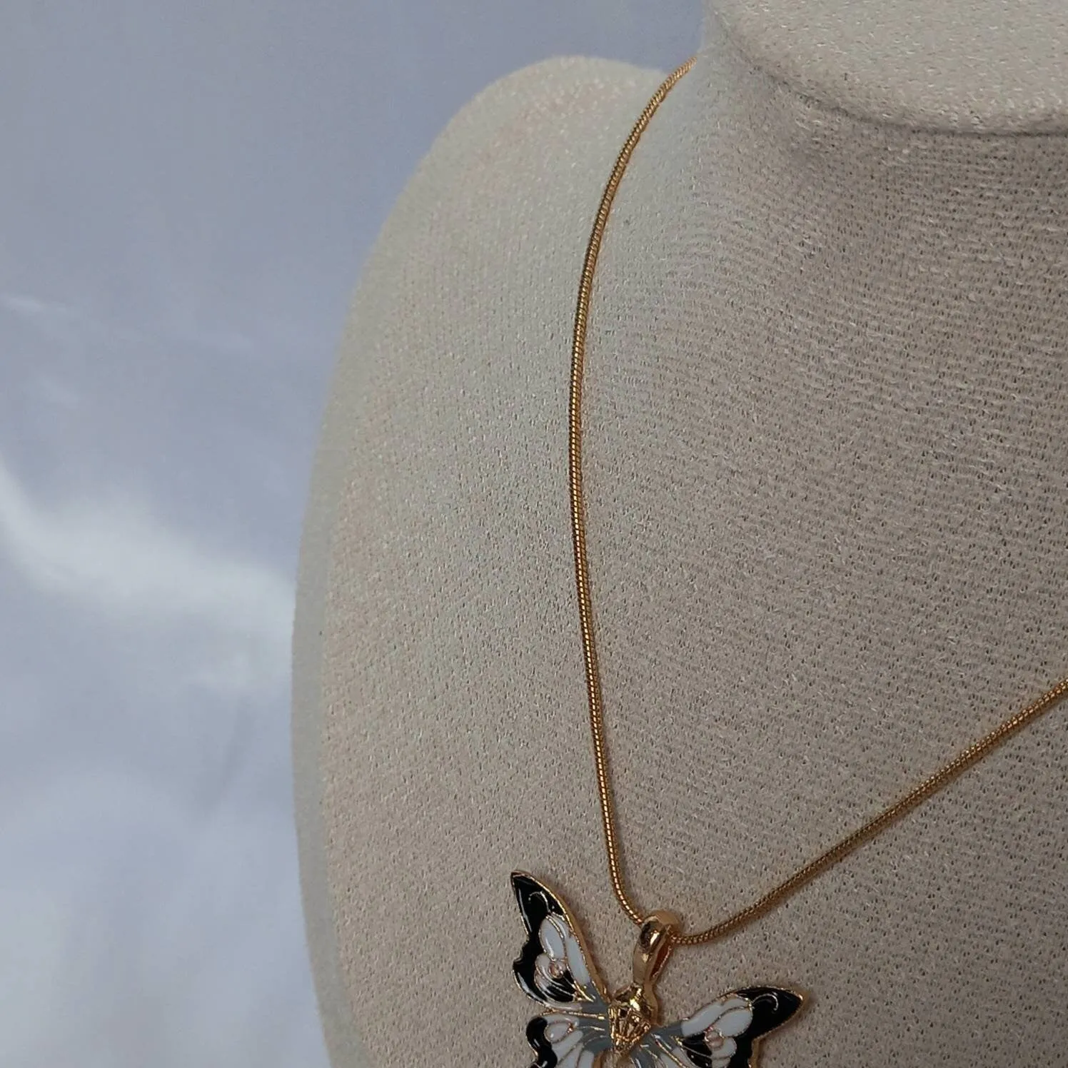 Gold Butterfly Charm Necklace - Chain Necklaces,Black Butterfly Necklaces,White Butterfly,Gold Necklaces In The UK,Gold Jewellery In The UK