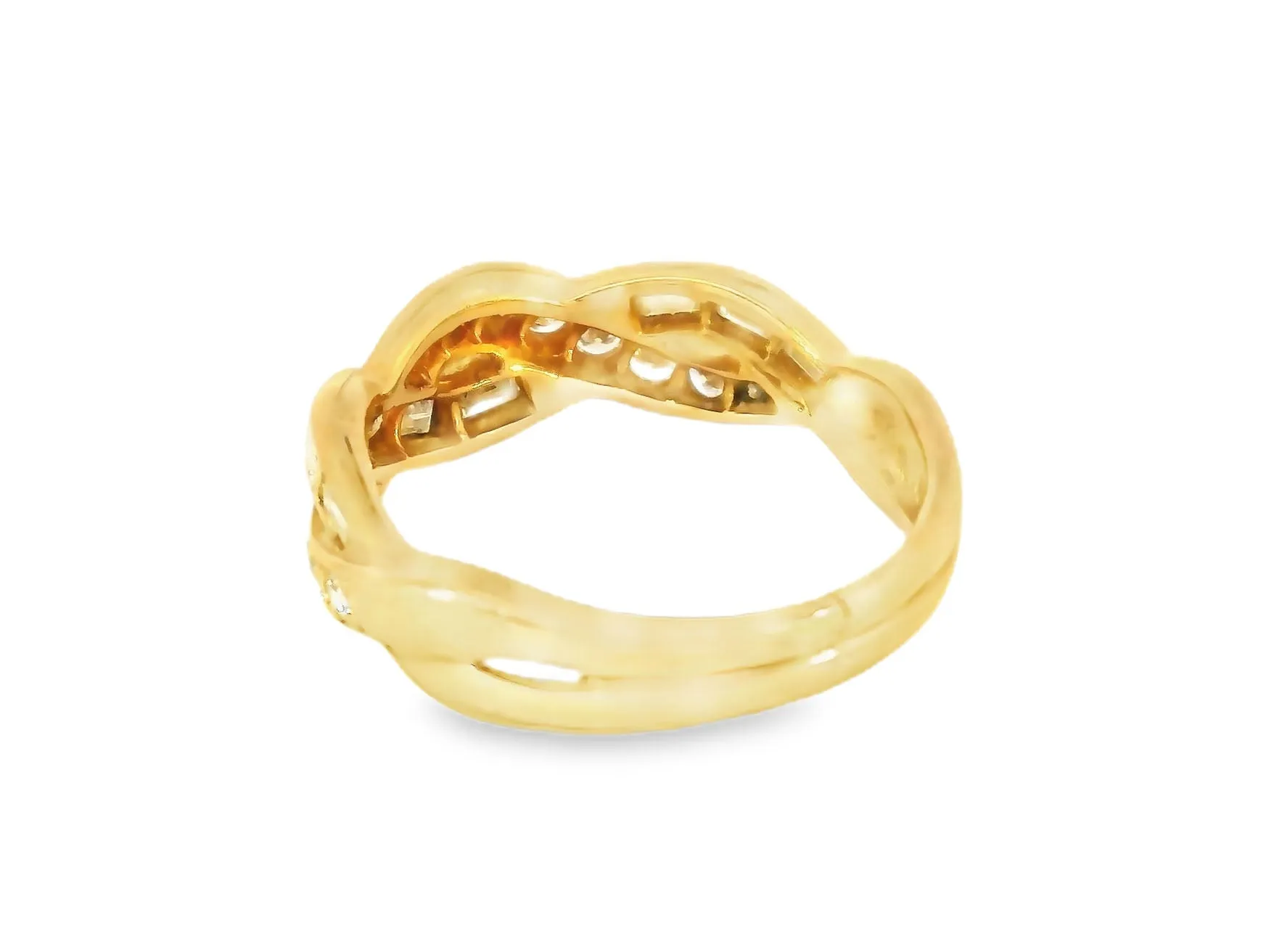 Gorgeous Estate 18K Yellow Gold Baguette Diamond Twisted Wedding Band Ring