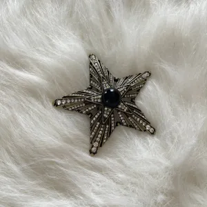 Heidi Daus brooch