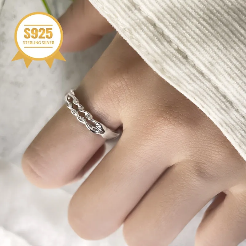 Hypoallergenic Retro Small Wave Ring Mother's Gift