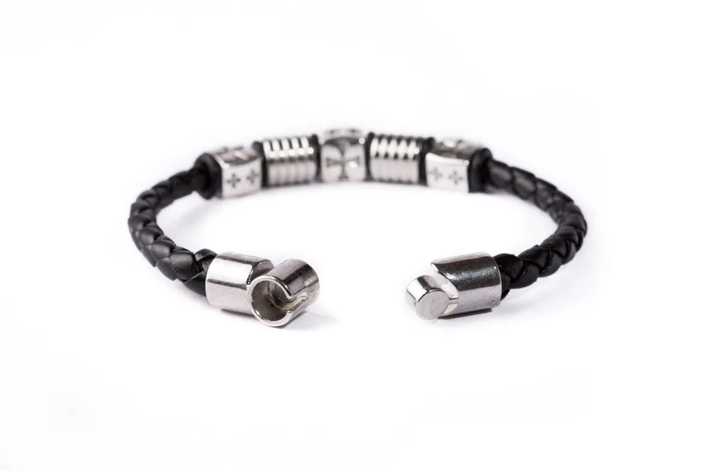 Magnetic Leather Bracelet - Madrid B