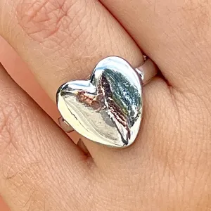 Medium Heart Silver Ring