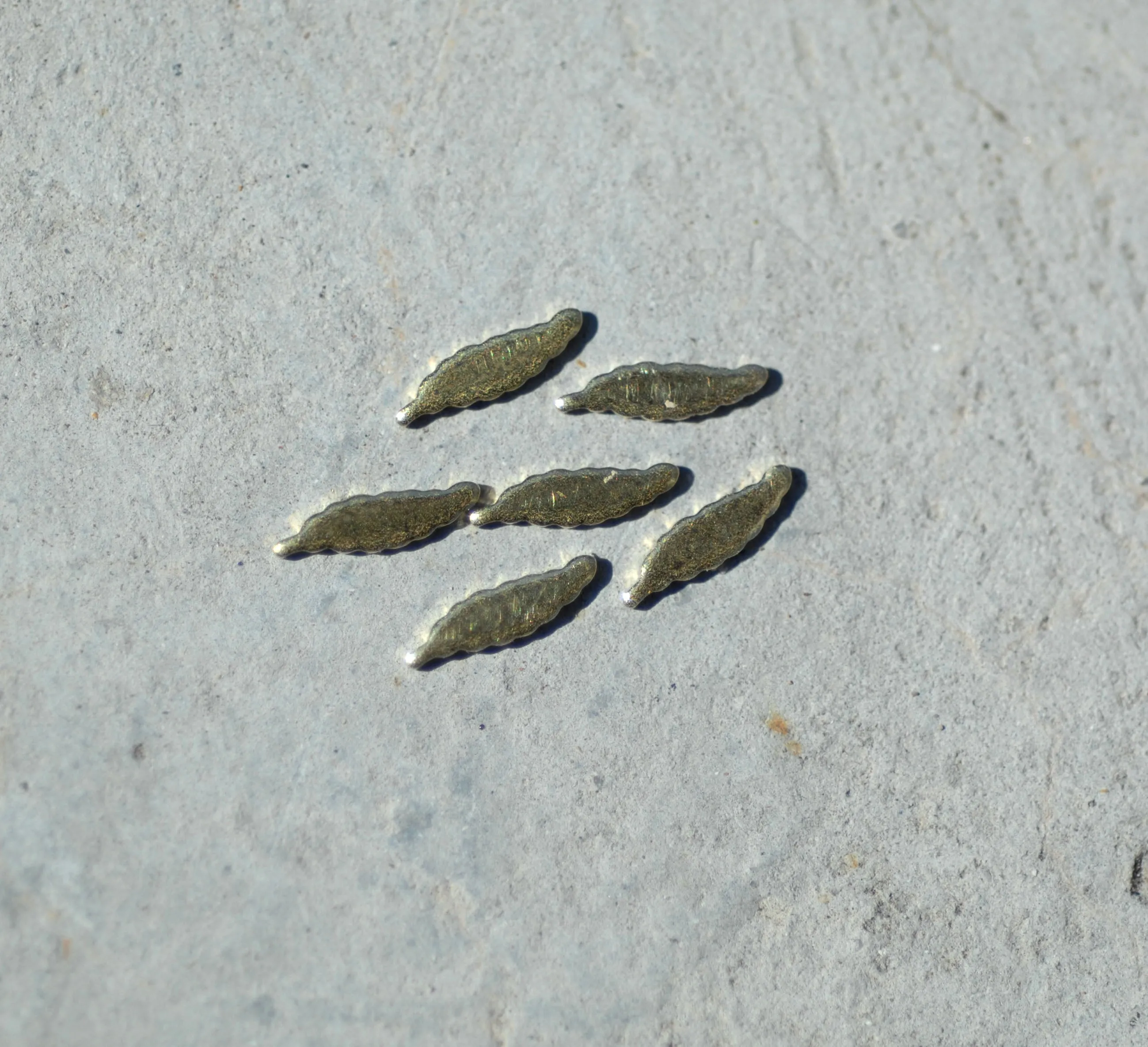 Most Tiny Metal Thin Long Leaf  Mini Blanks