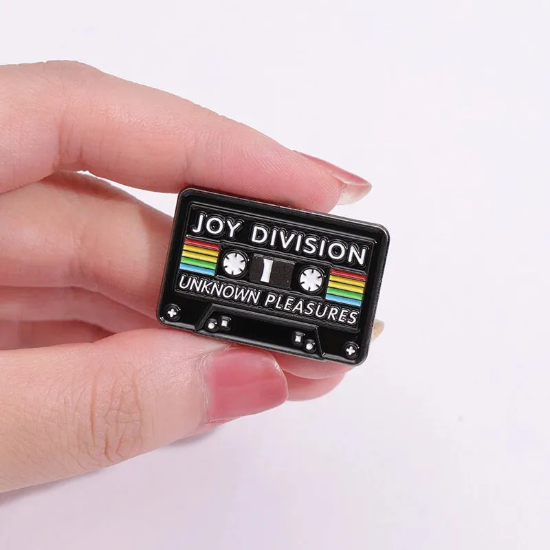 Music Tape Card Enamel Pins Custom Retro Tapes CD Badges Brooches Pleasures Punk Jewelry Metal Gifts To Music Students Wholesale