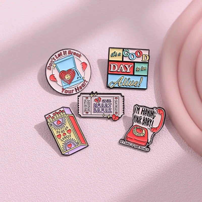 New Cartoon Enamel Pin Set Custome Punk Gothic Skeleton Ghost Boo Cute Cat Brooches Backpack Lapel Badges Jewelry Gift for Kids