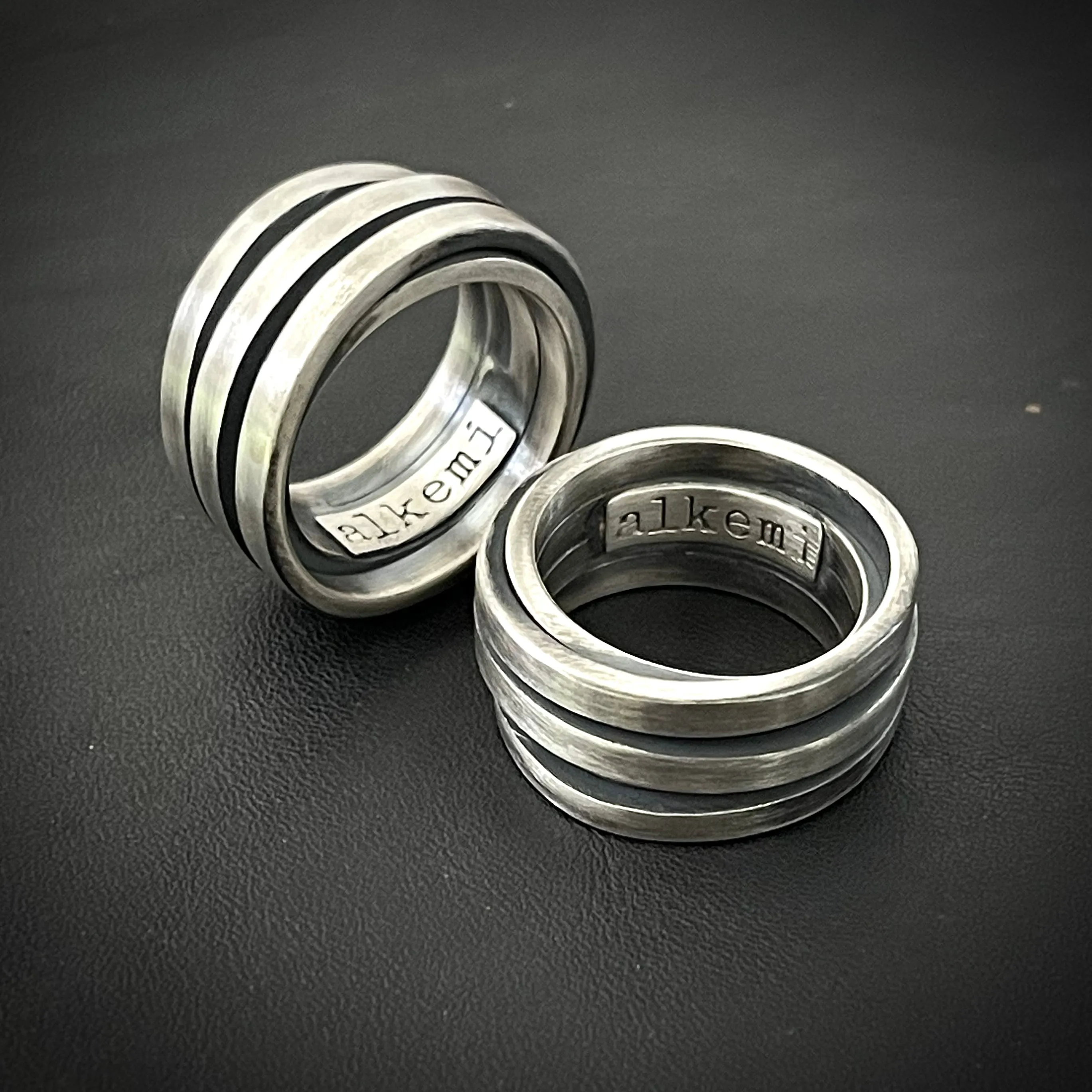 [NEW] Silver Brushed Twist  Ring 15mm