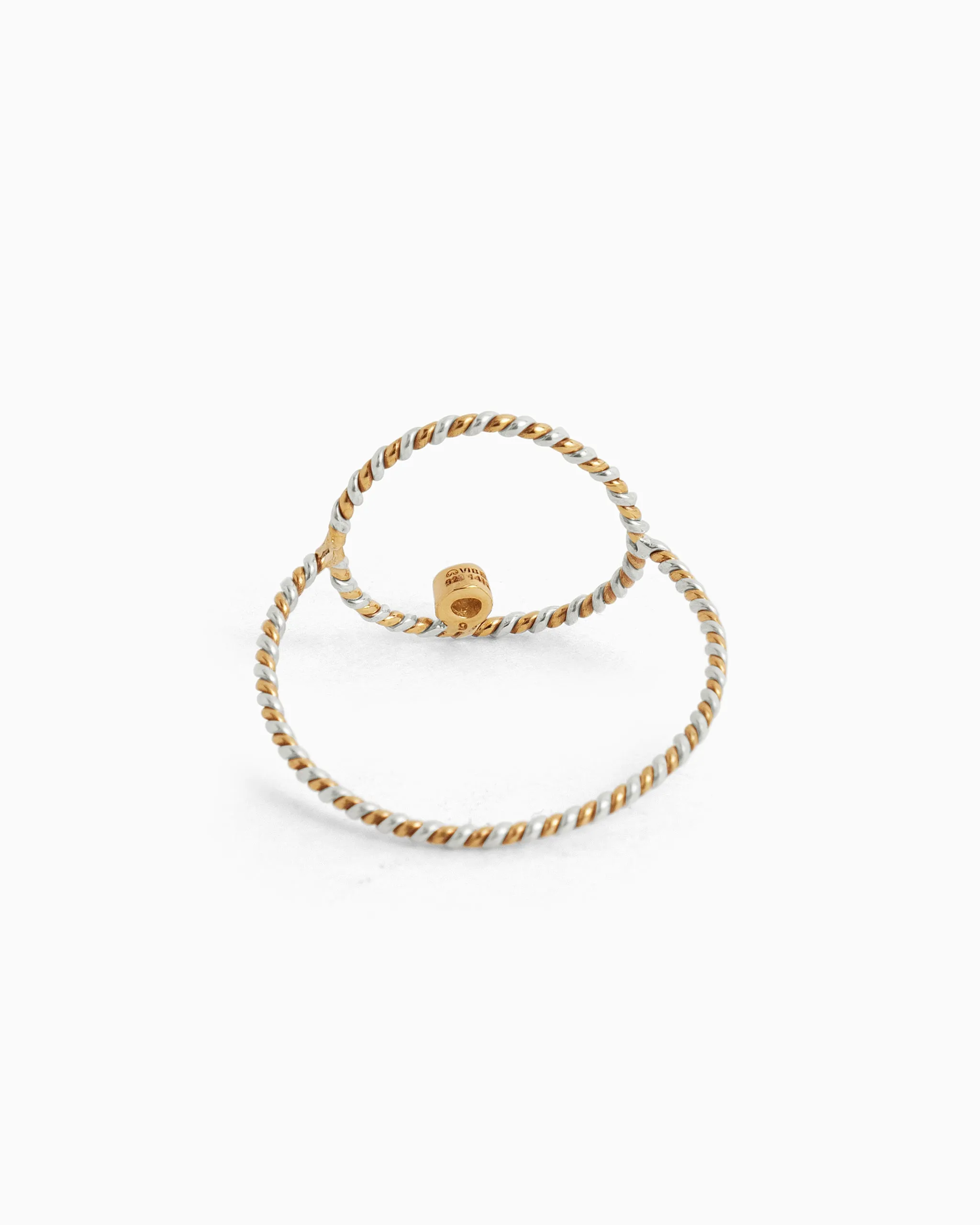 One Love Twisted Ring with Diamond