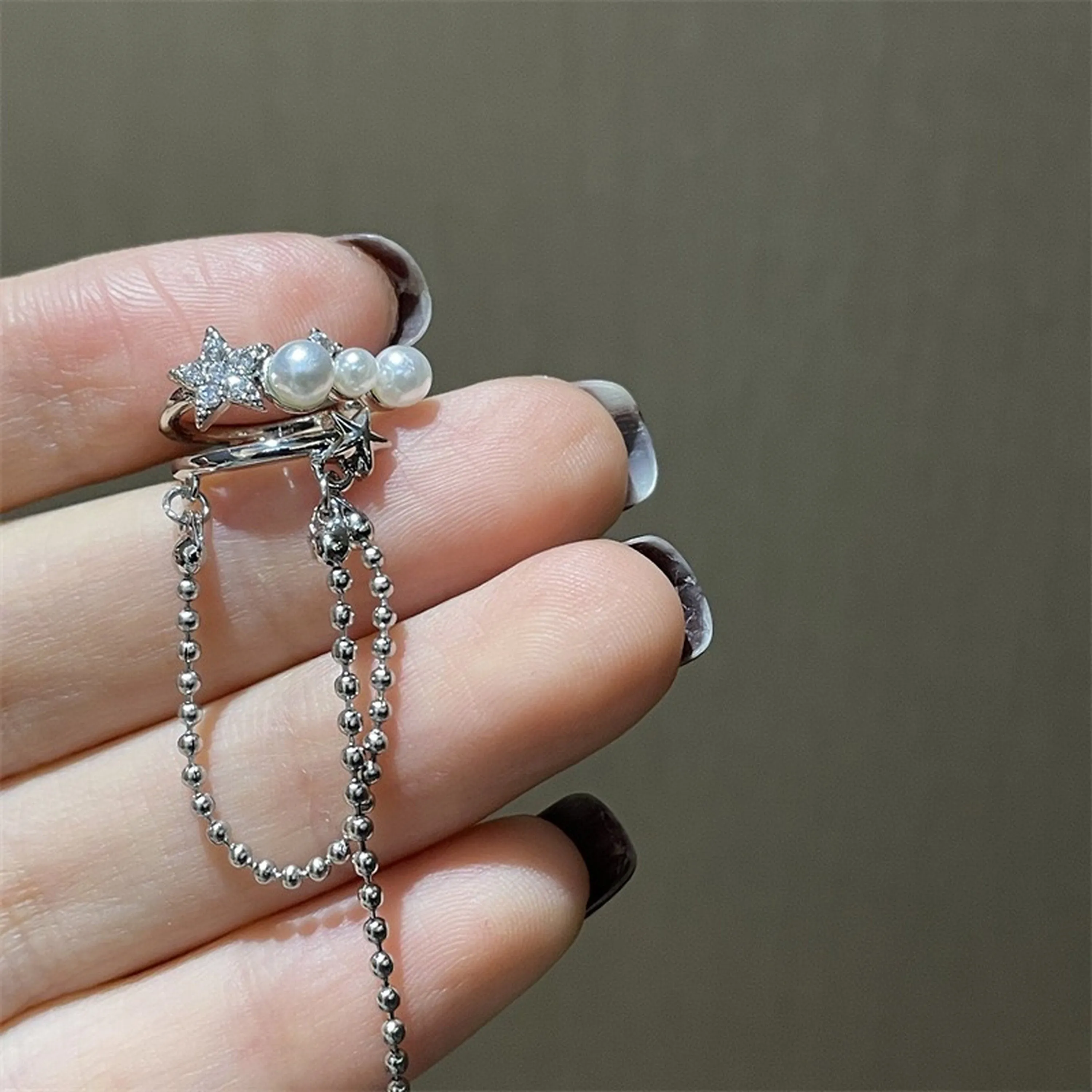 Pearl ear wrap