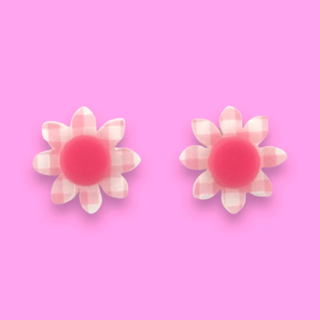Pink gingham flower 🌸 - stud
