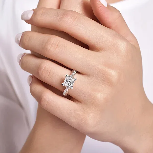 Princess Cut Diamond Twist Engagement Ring Mounting