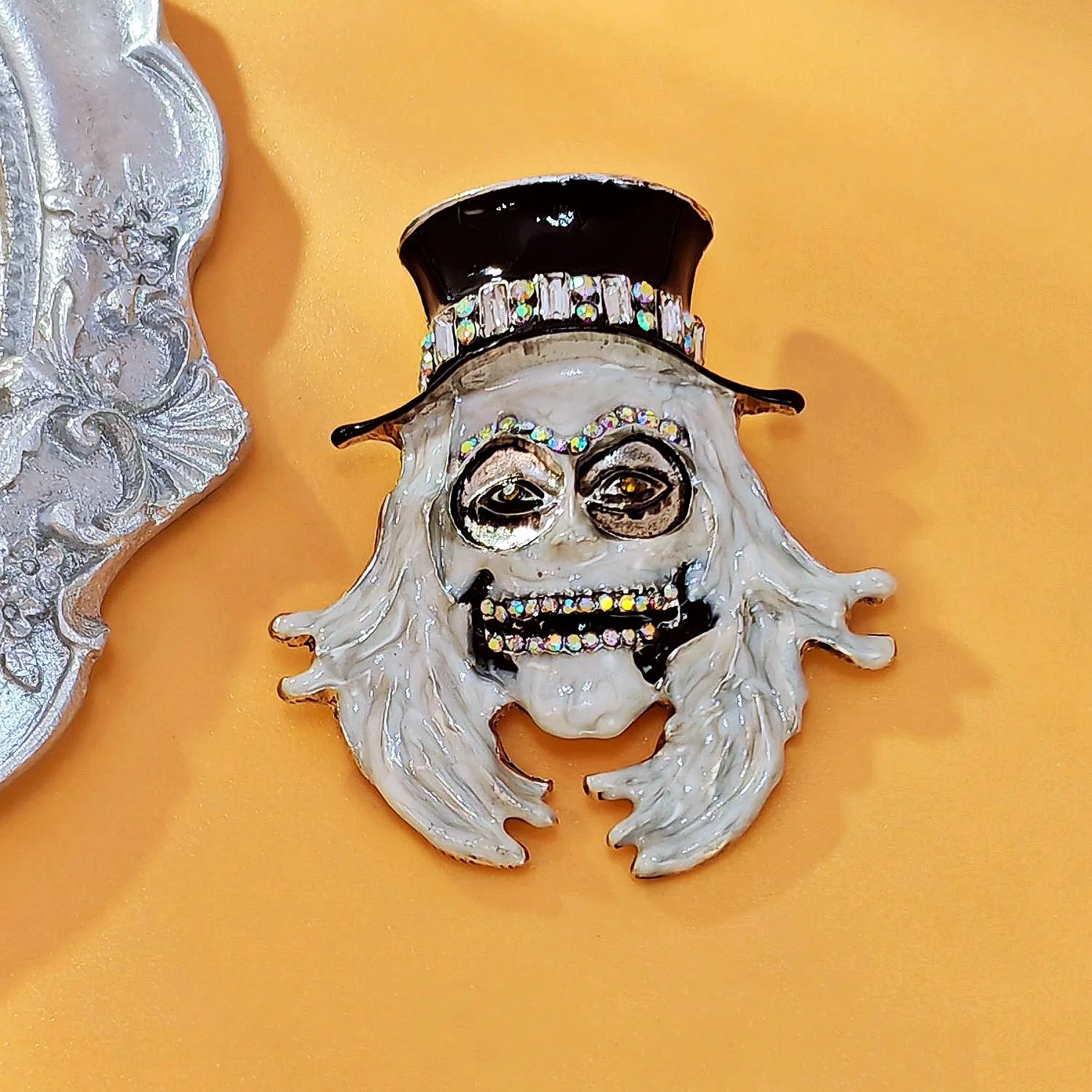 Punk Style Enamel Wear Hat Skull Skeleton Brooches Halloween Festival Jewelry