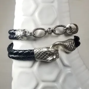 "Thomas & Chain"