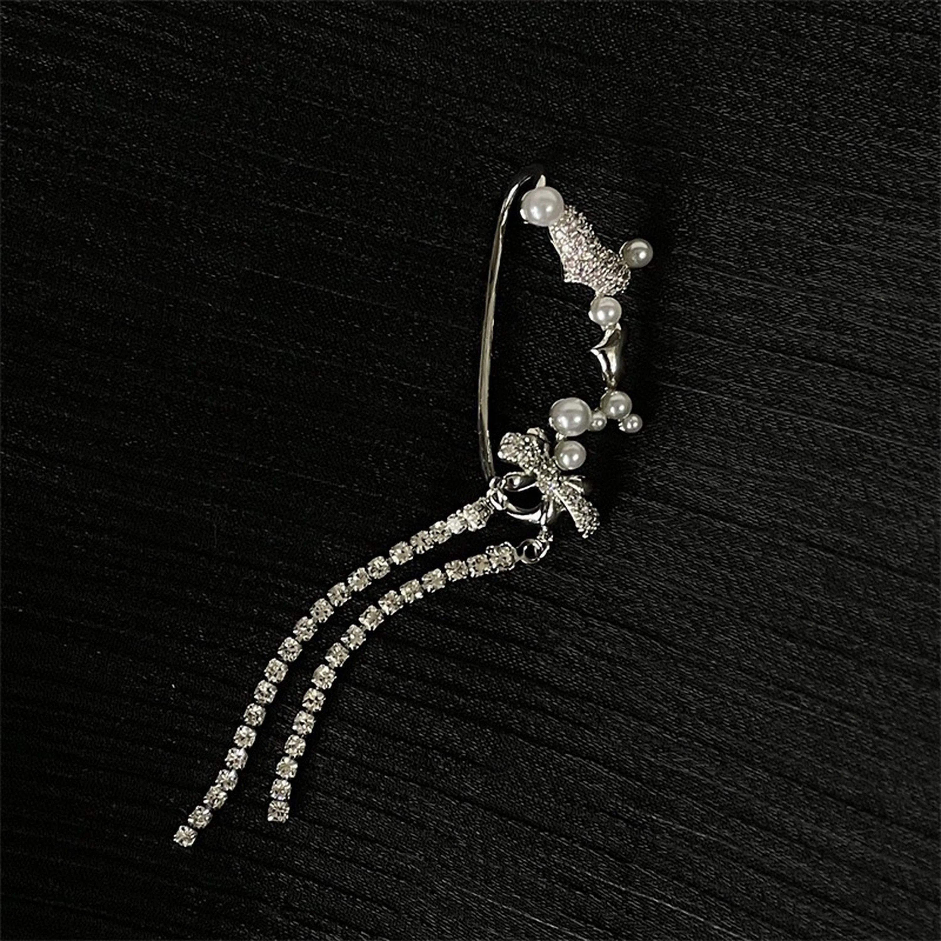Romantic pearl ear wrap