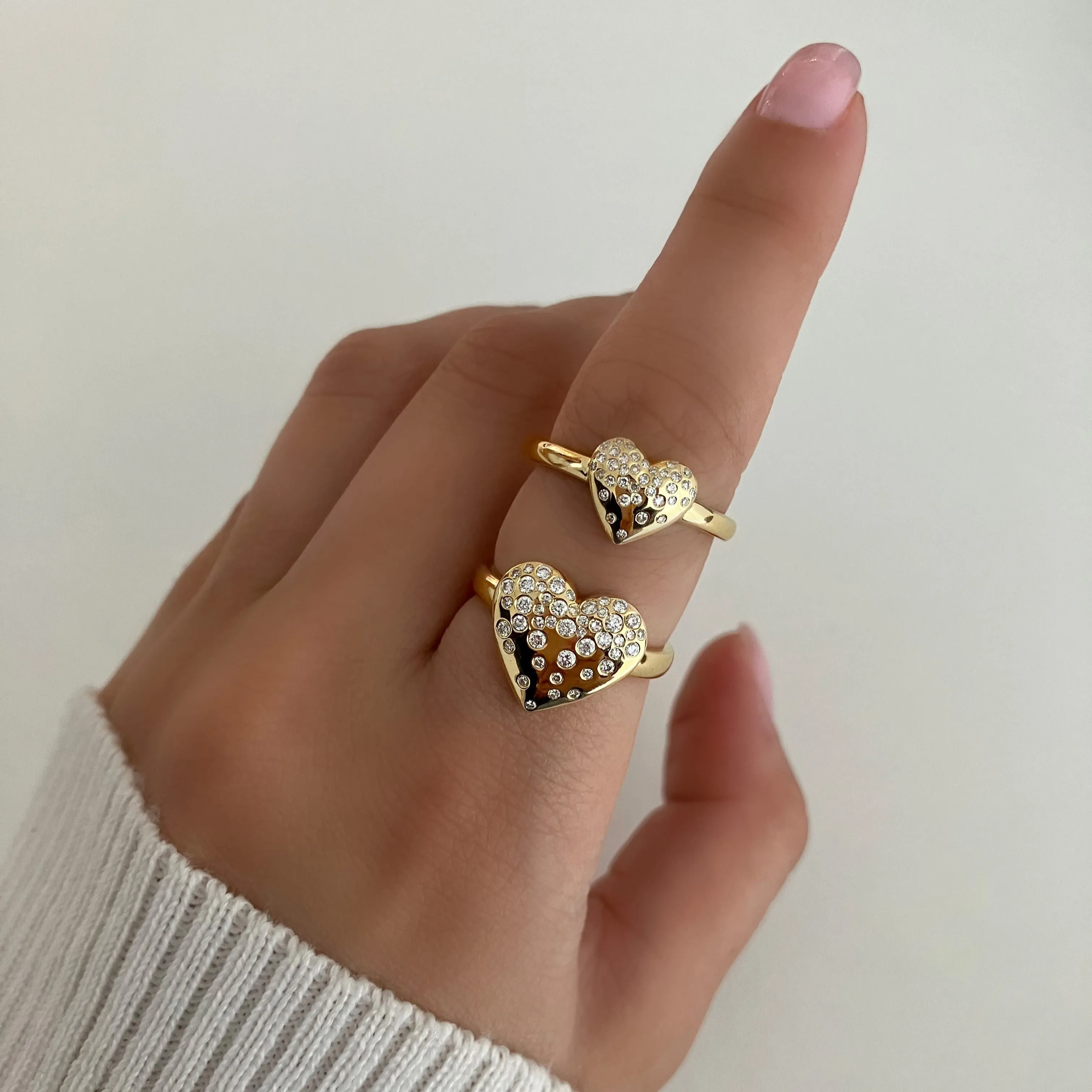 Small Dripping Scattered Heart Ring