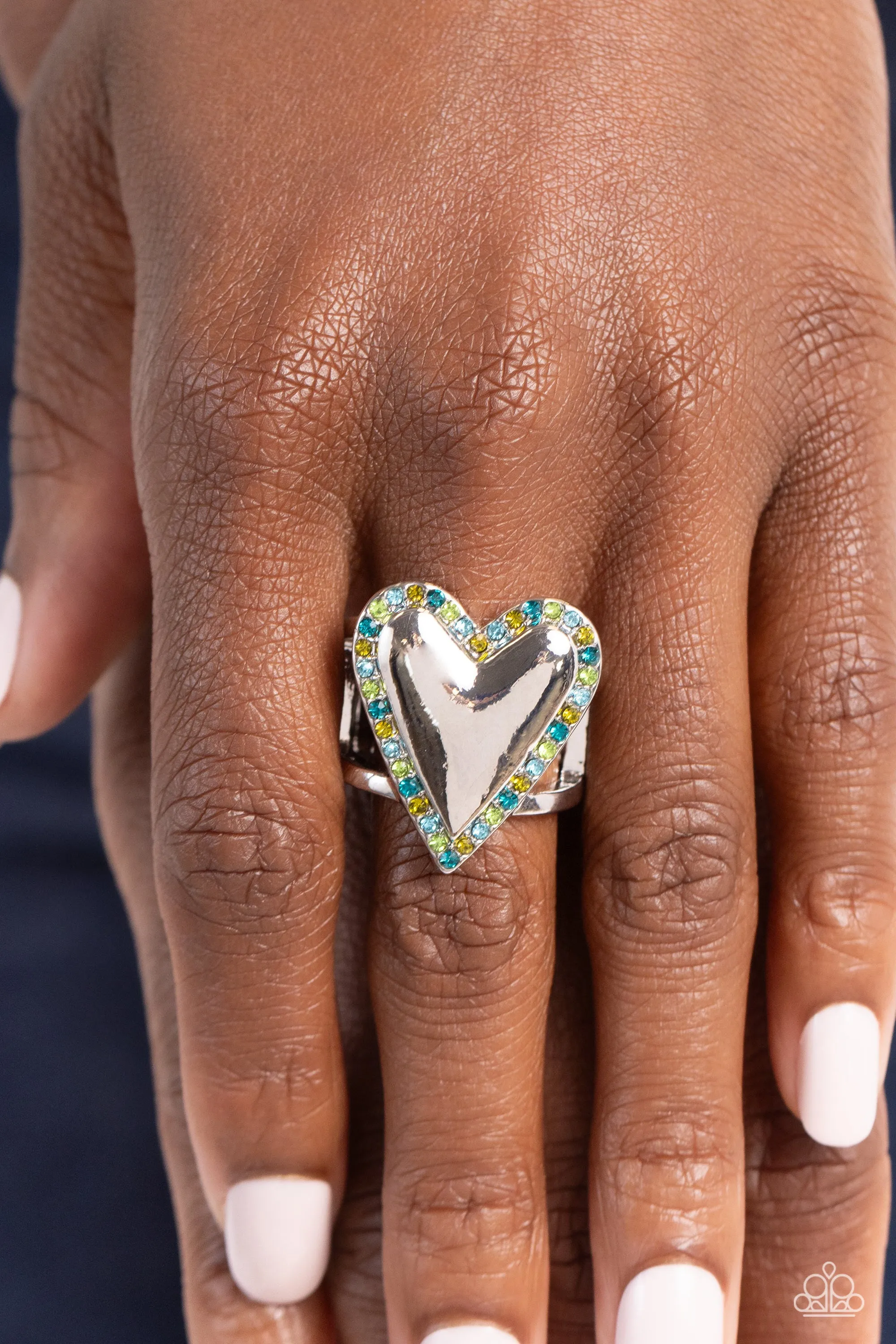 Smitten Shimmer - Green Ring (Heart)