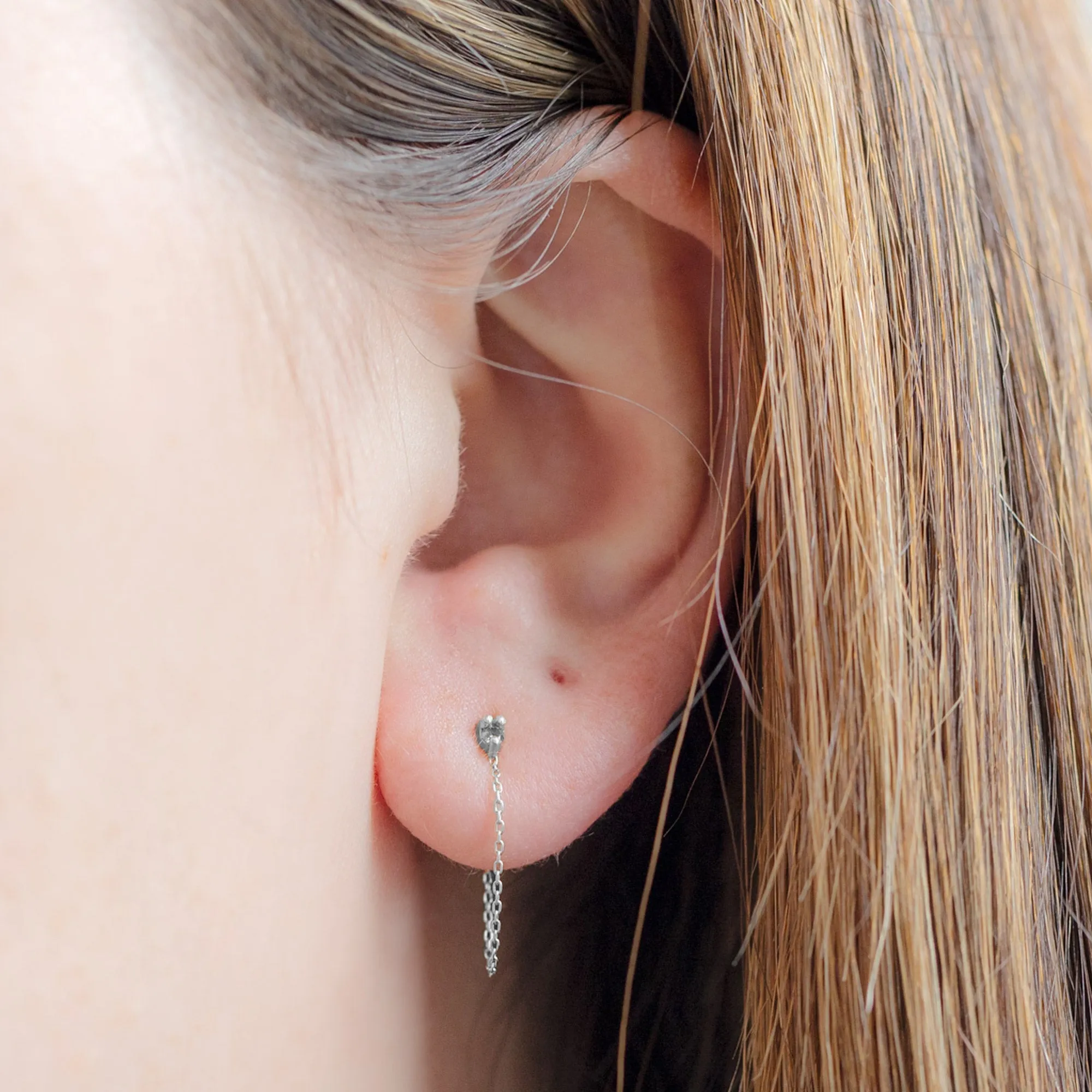 The Salt and Pepper Diamond Sunburst Chain Hoops | 10K White Gold