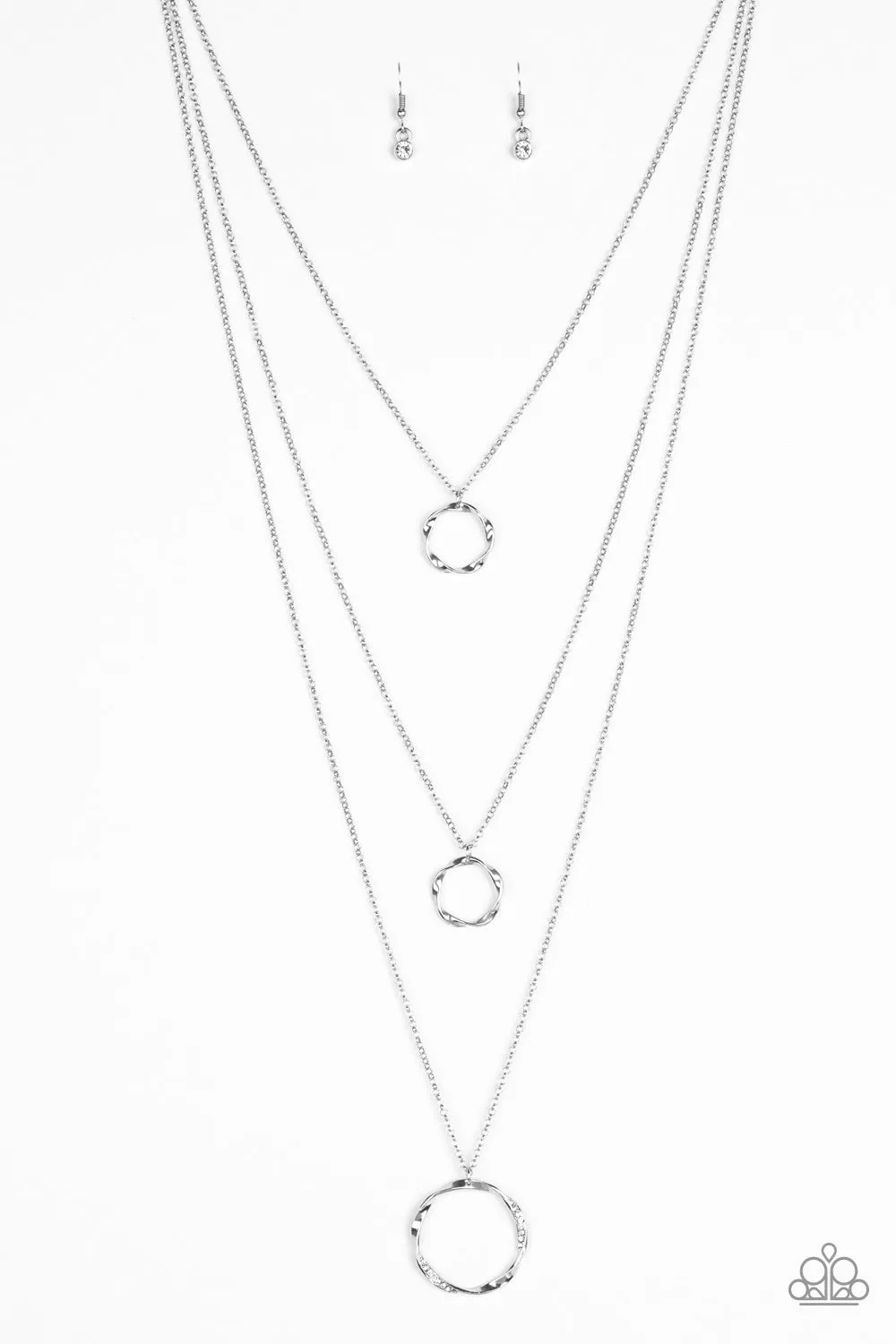 Timelessly Twisted – White