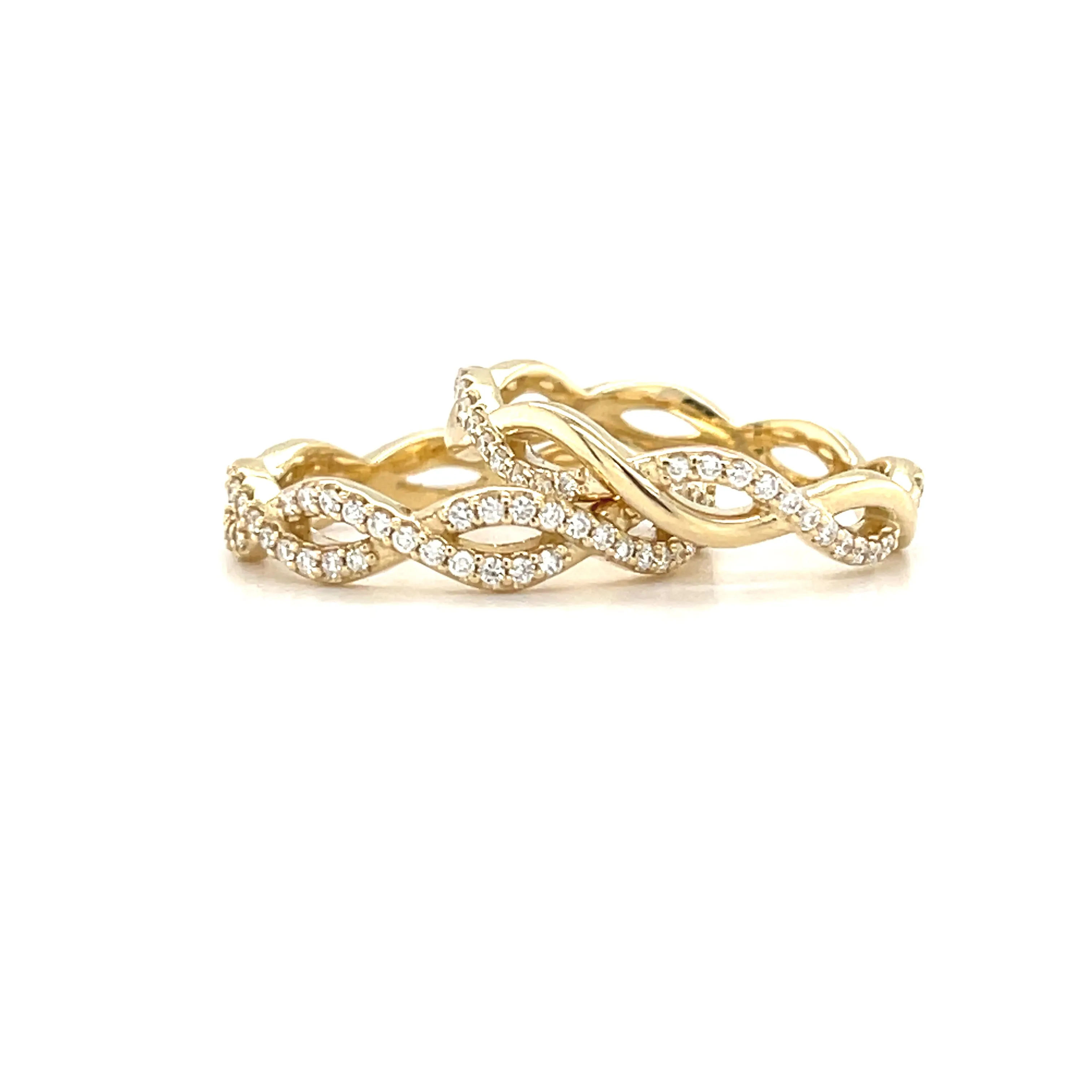 Twisted Half Diamond Band