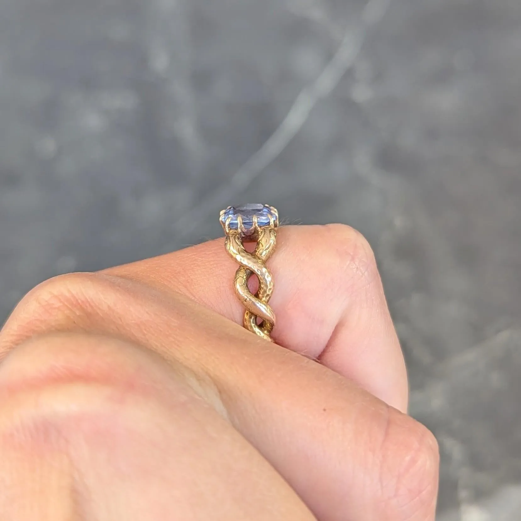 Victorian 1.92 CTW Sapphire 14 Karat Yellow Gold Antique Love Knot Unisex Snake Ring