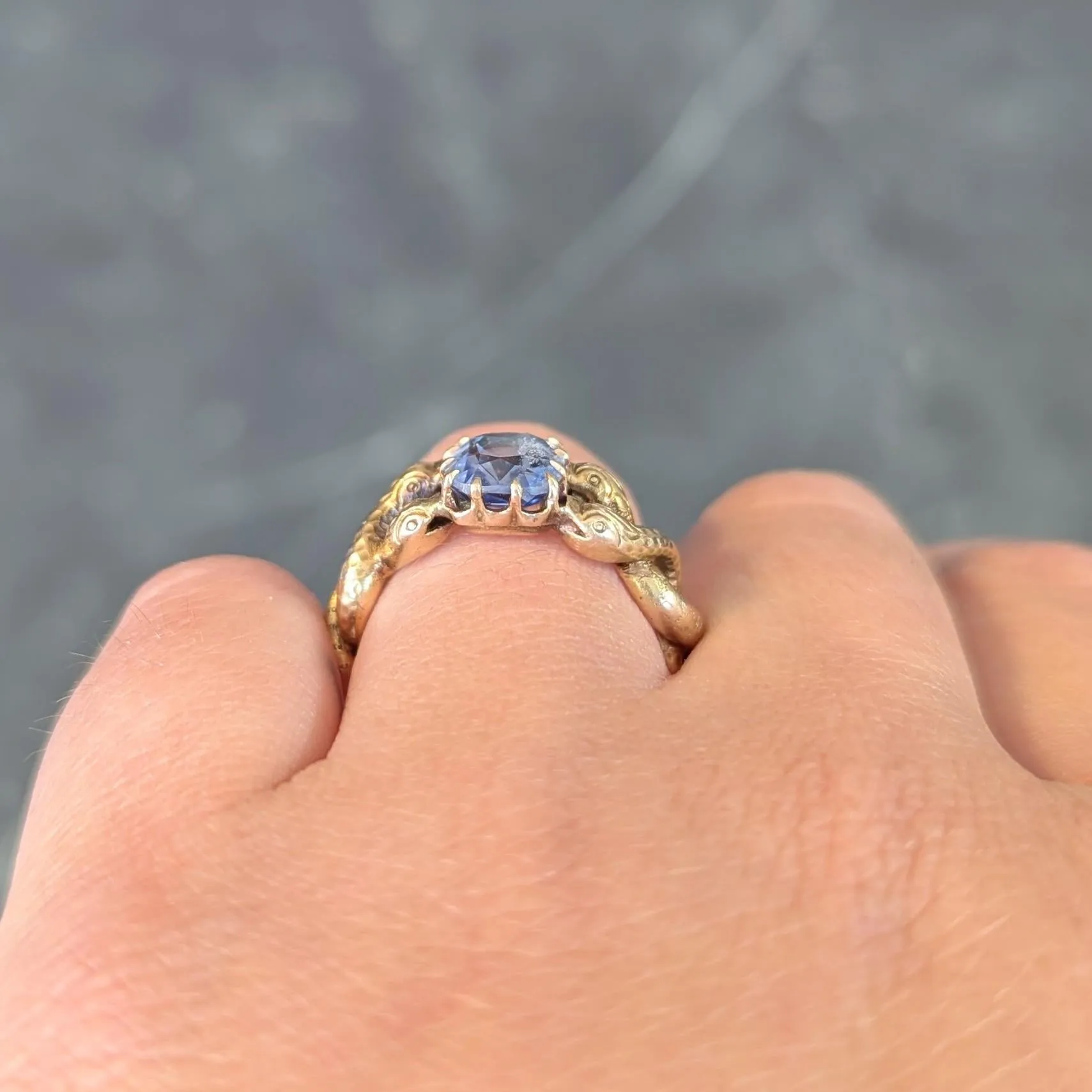 Victorian 1.92 CTW Sapphire 14 Karat Yellow Gold Antique Love Knot Unisex Snake Ring